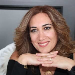 Meet your Posher, Maya